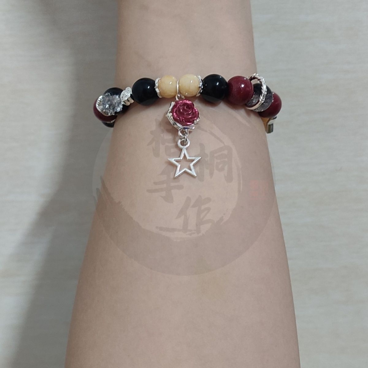 Anime The Freak Circus Armband – Anime Cosplay Sus Bewertung und Preis